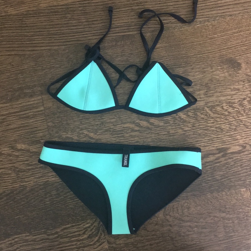 AUTHENTIC Triangl bikini in teal